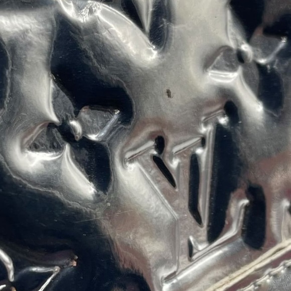 Louis Vuitton Limited Edition Silver Monogram Miroir Speedy 35 - Picture 12 of 16